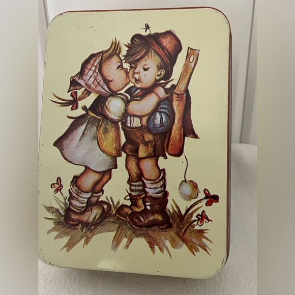 Vintage  70’s  Hummel First Kiss Stationery Box collectible graphic Tin 1970s - Picture 4 of 12